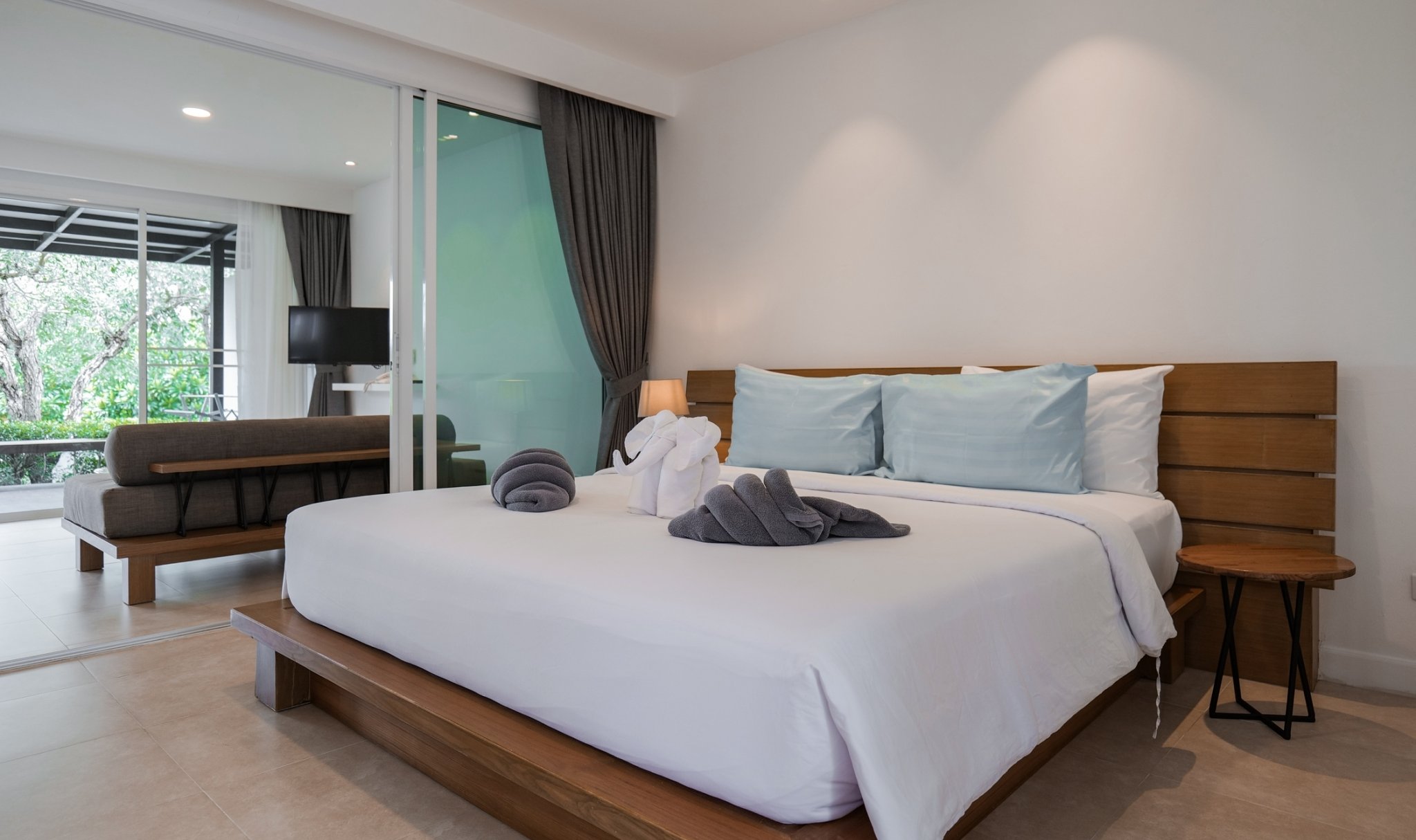 Tropical Hillside Sanctuary: 24h Nature & Sea Views